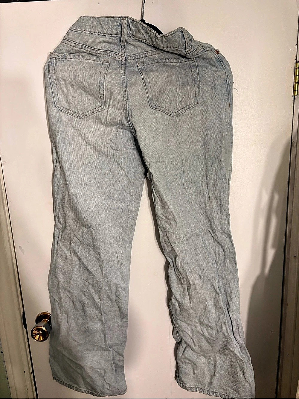 Distressed Boyfriend Jeans in Blue